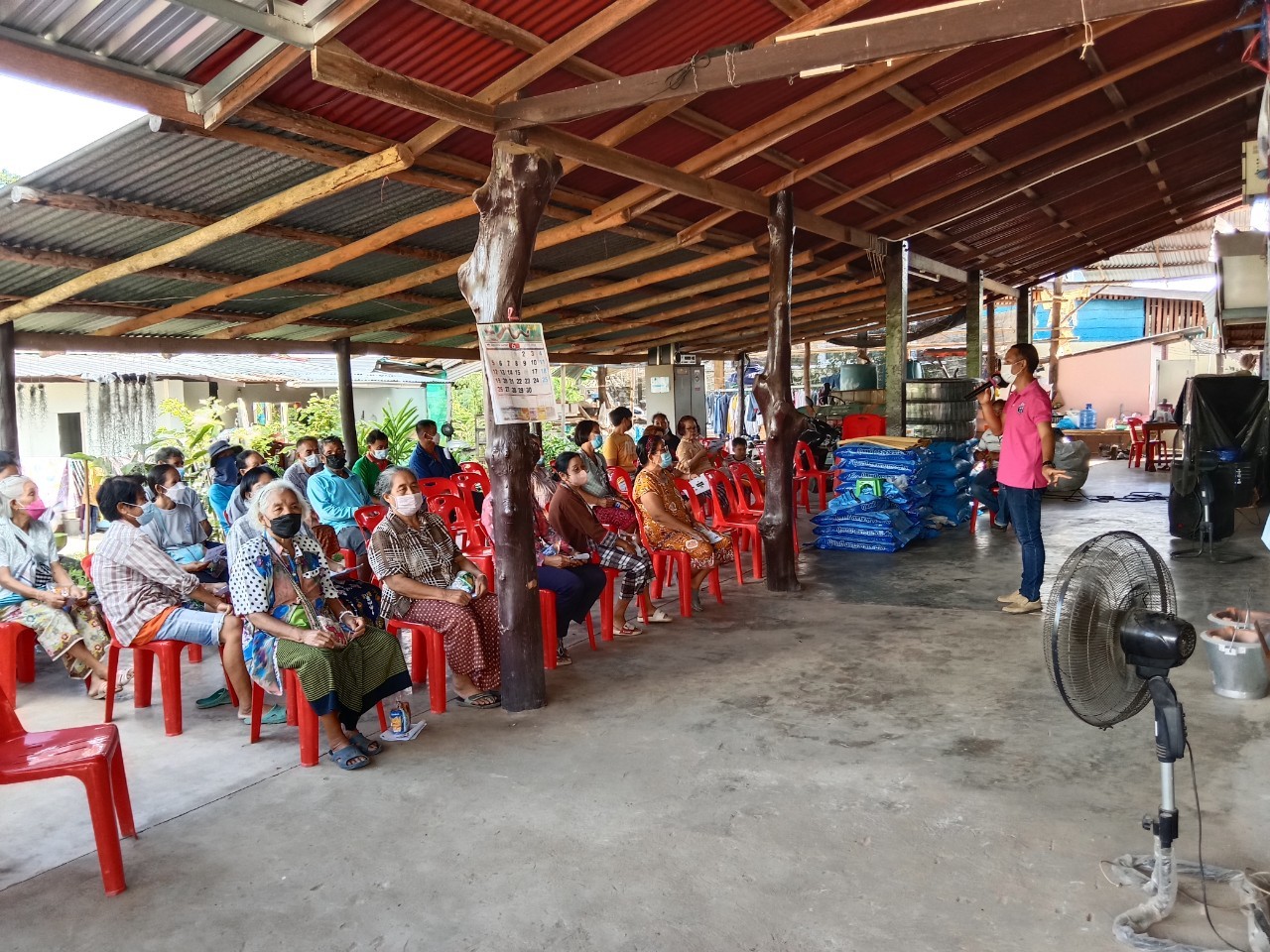 โครงการ"อบต.เคลื่อนที่พบประชาชน 2565" หมู่ที่ 5 และ หมู่ที่ 6